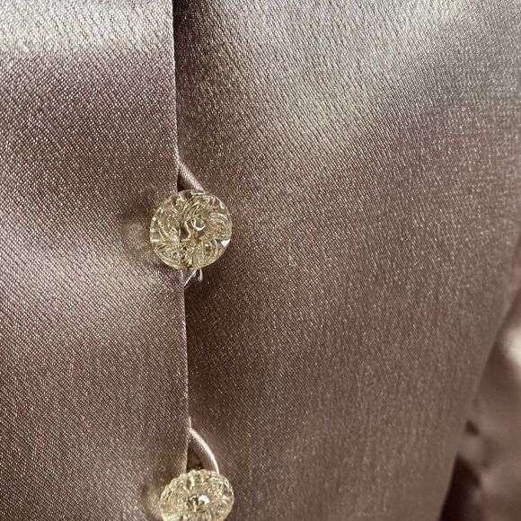 Emily Woman’s 2-Piece Suit - Picture 4 of 10